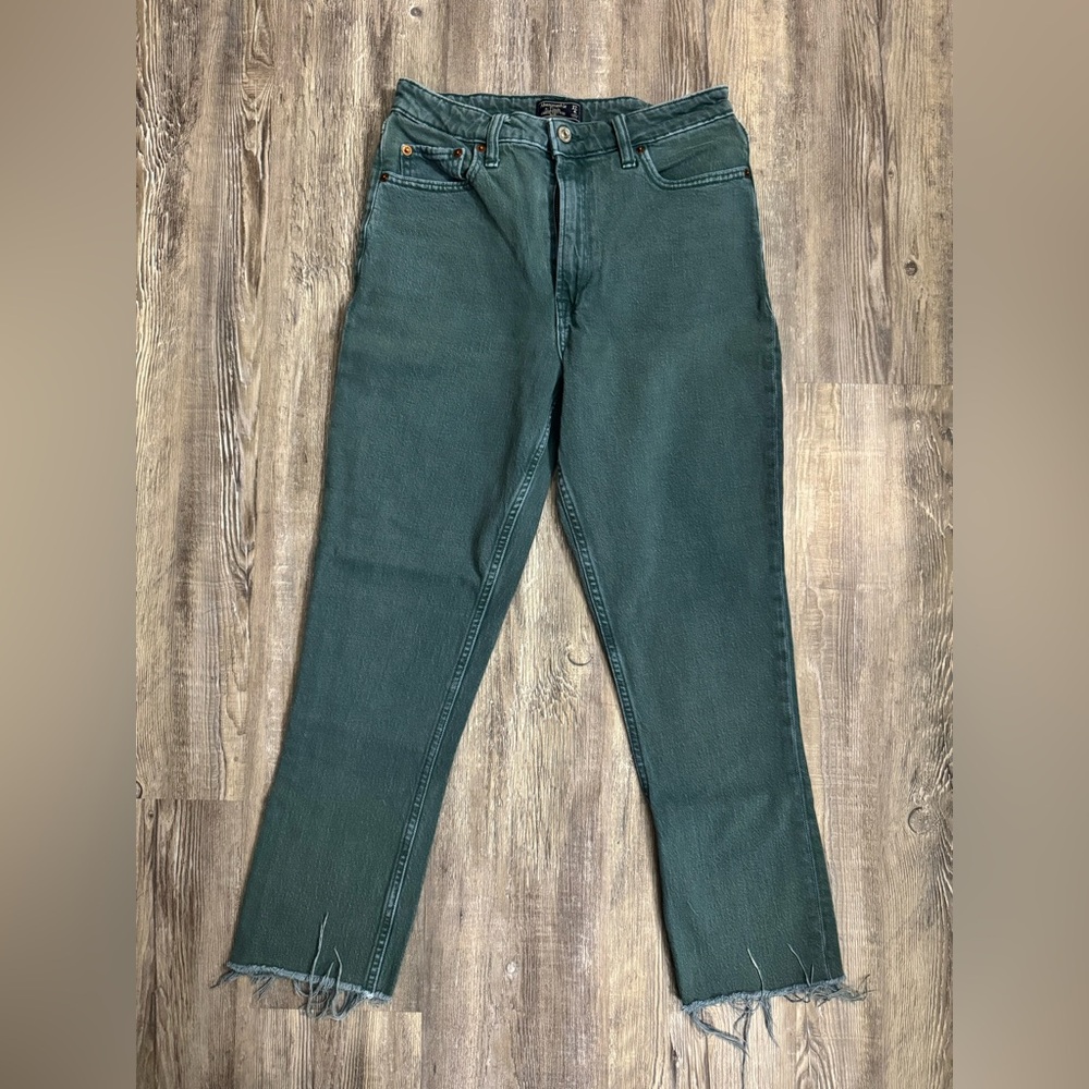 Abercrombie & Fitch Women's Kick Crop Ankle Jeans